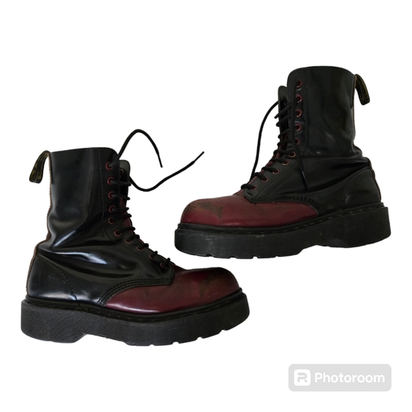 Vintage Steel-Toe Double Welt 10 Eye Doc Martens Boot. Men's 9 Made In England - Picture 2 of 5